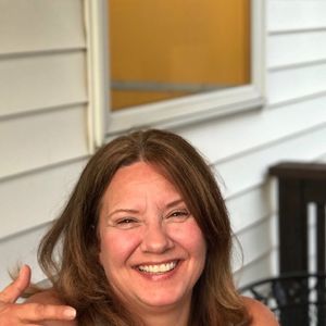 Meet your Posher, Nancy